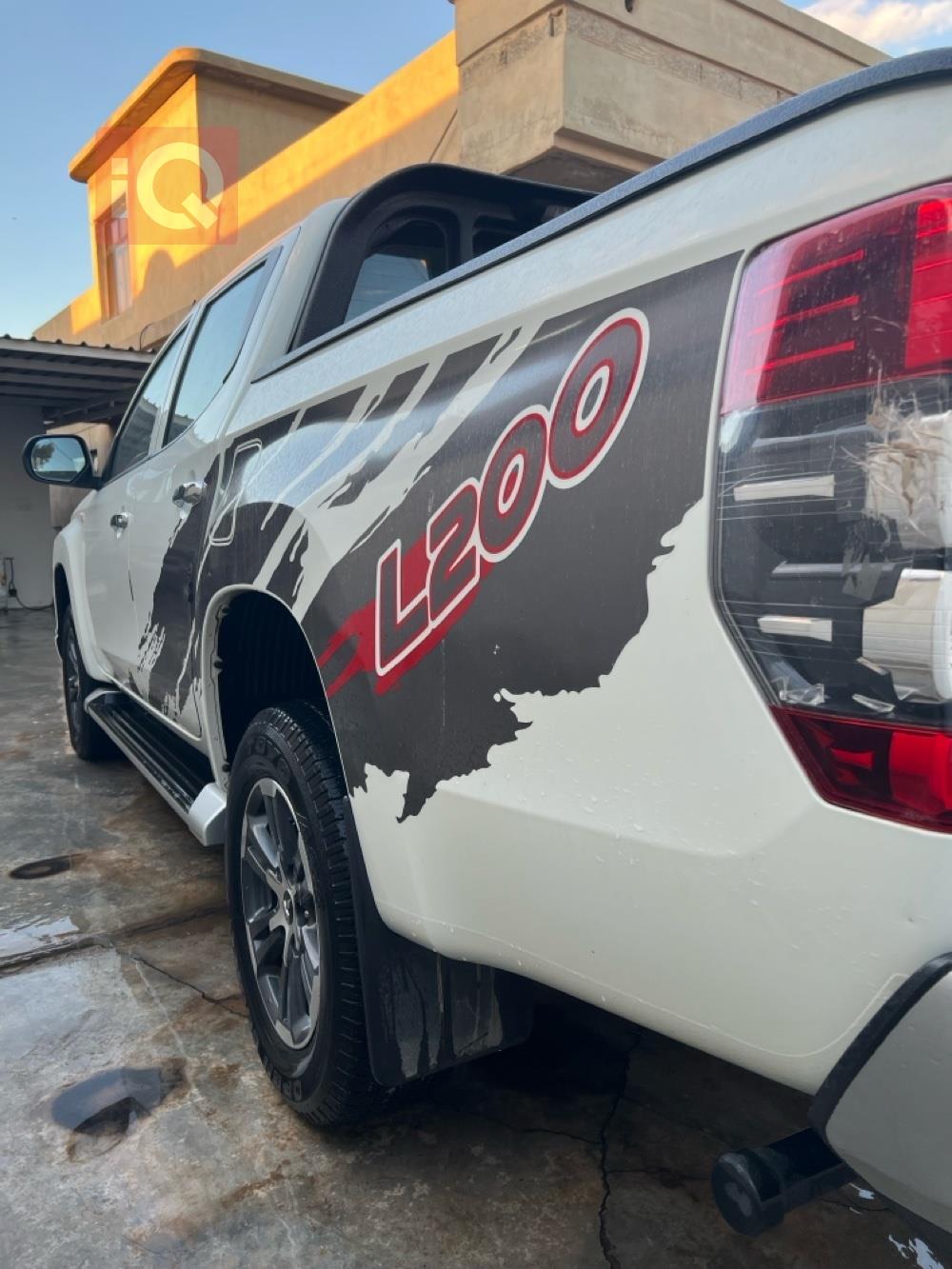 ميتسوبيشي L200